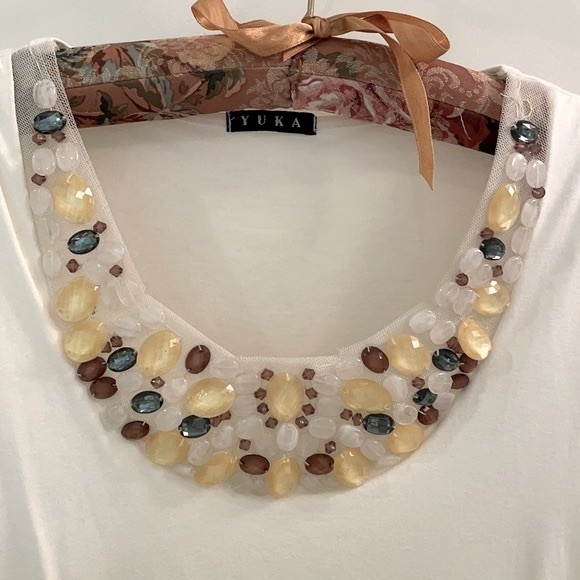 Jersey top with beaded collar neckline - Picture 4 of 9